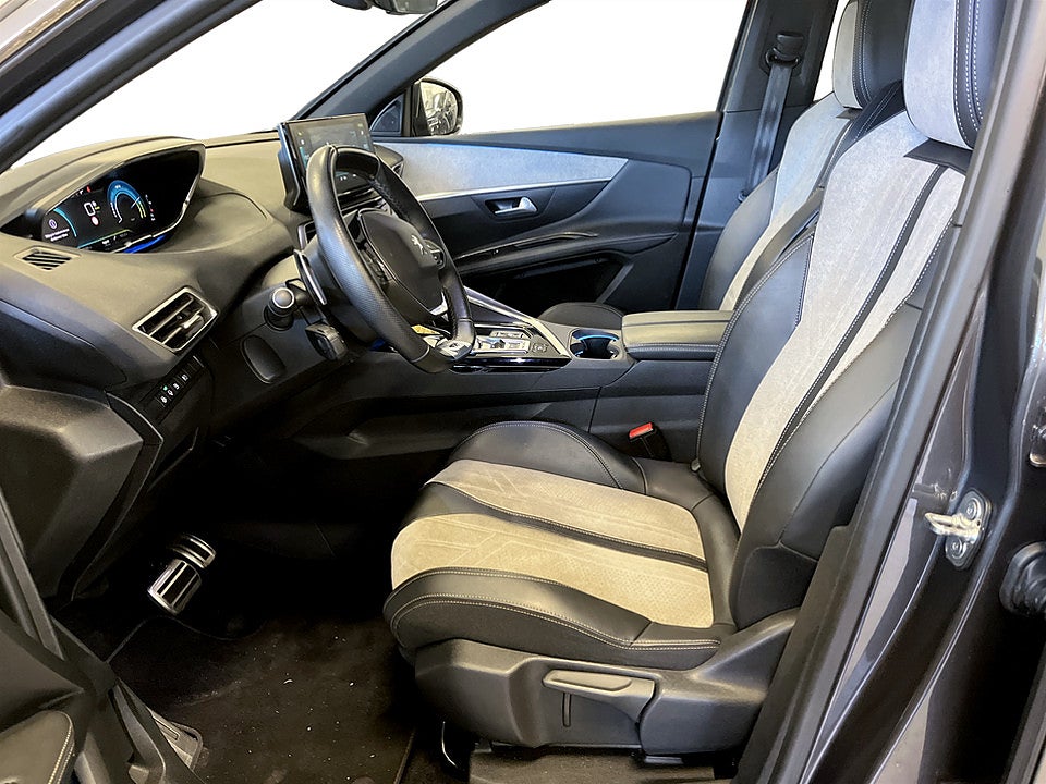 Bild på Peugeot 3008 GT HYBRID4 300hk Aut AWD KAMPANJRÄNTA 3,99%