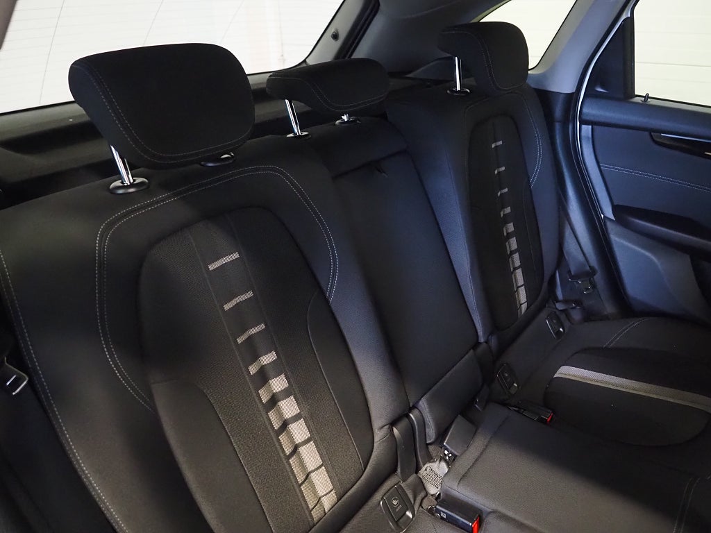 BMW 218 d 150hk Active Tourer  Sport line | Backkamera | Navi | 2017