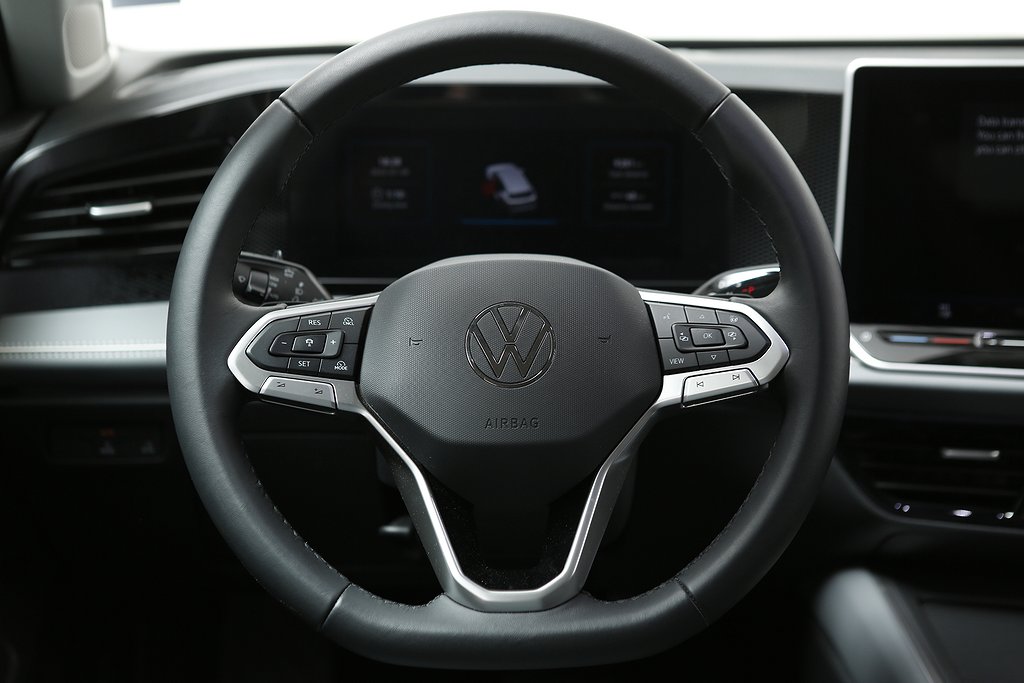 Volkswagen Passat Sportscombi 1,5 eTSI Business Värmare Drag 2025