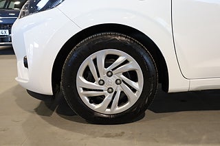 Halvkombi Hyundai i10 7 av 20
