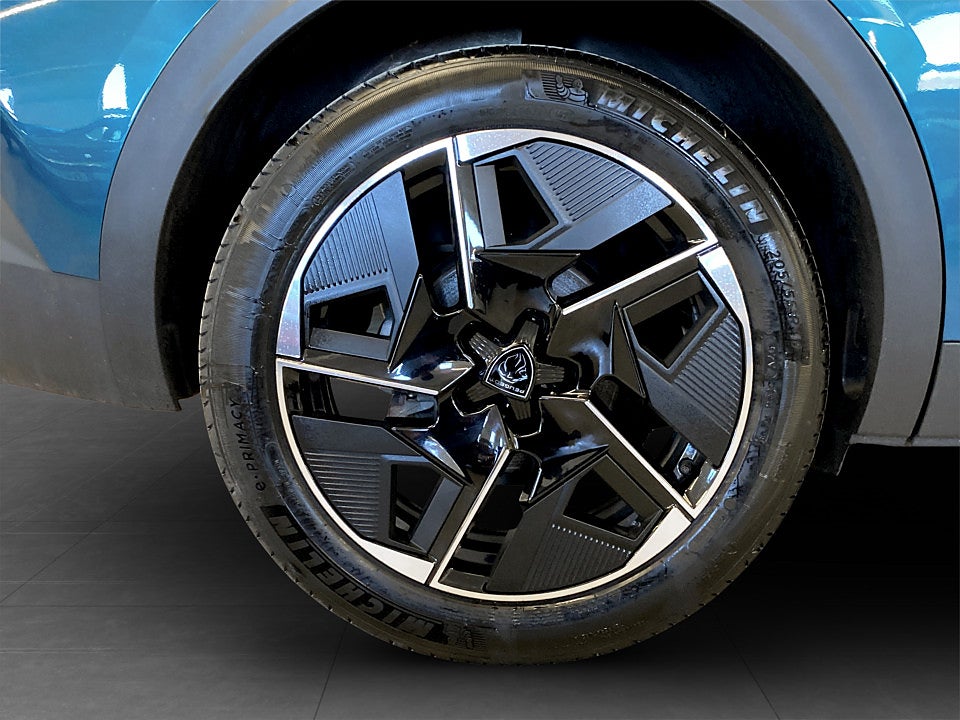 Bild på Peugeot 408 GT 1.2 PT 130hk Aut B-KAMERA CARPLAY ELSTOL