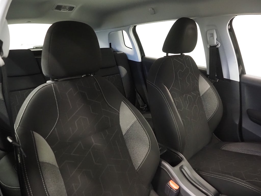 Peugeot 2008 1.2 PureTech 110hk EAT Automat