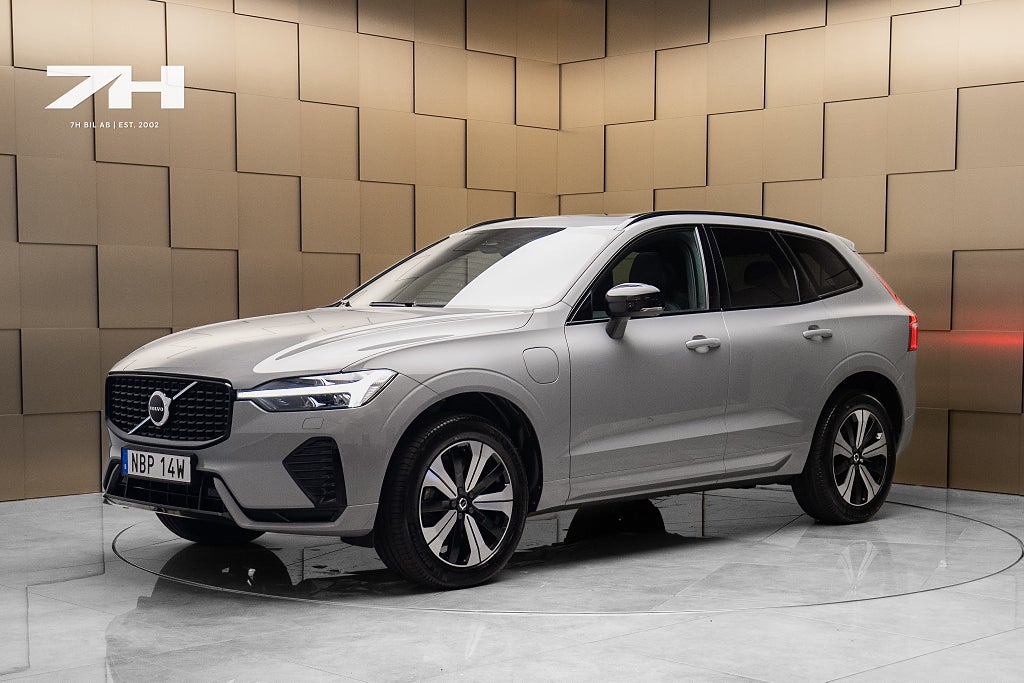 Volvo XC60 T6 Plug-In AWD 350hk Plus Dark Edition  / Dragkrok