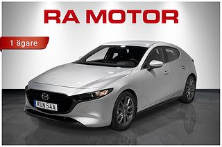 Halvkombi Mazda 3 1 av 30