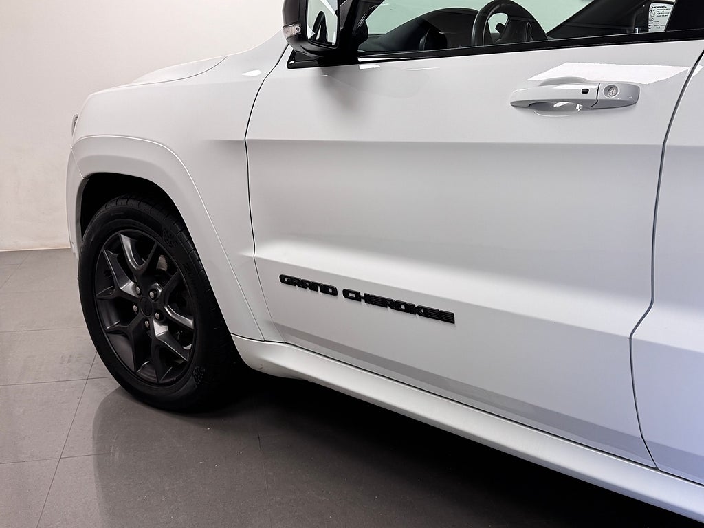 Jeep Grand Cherokee 2019 - miniatyr 11