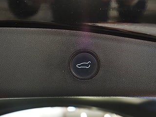 Sedan Tesla Model 3 22 av 23