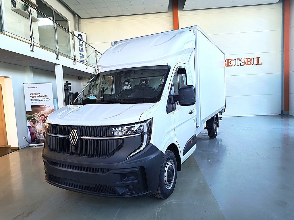 Renault Master Master E-Tech 140 HK | Skåp & lift | omgående leverans