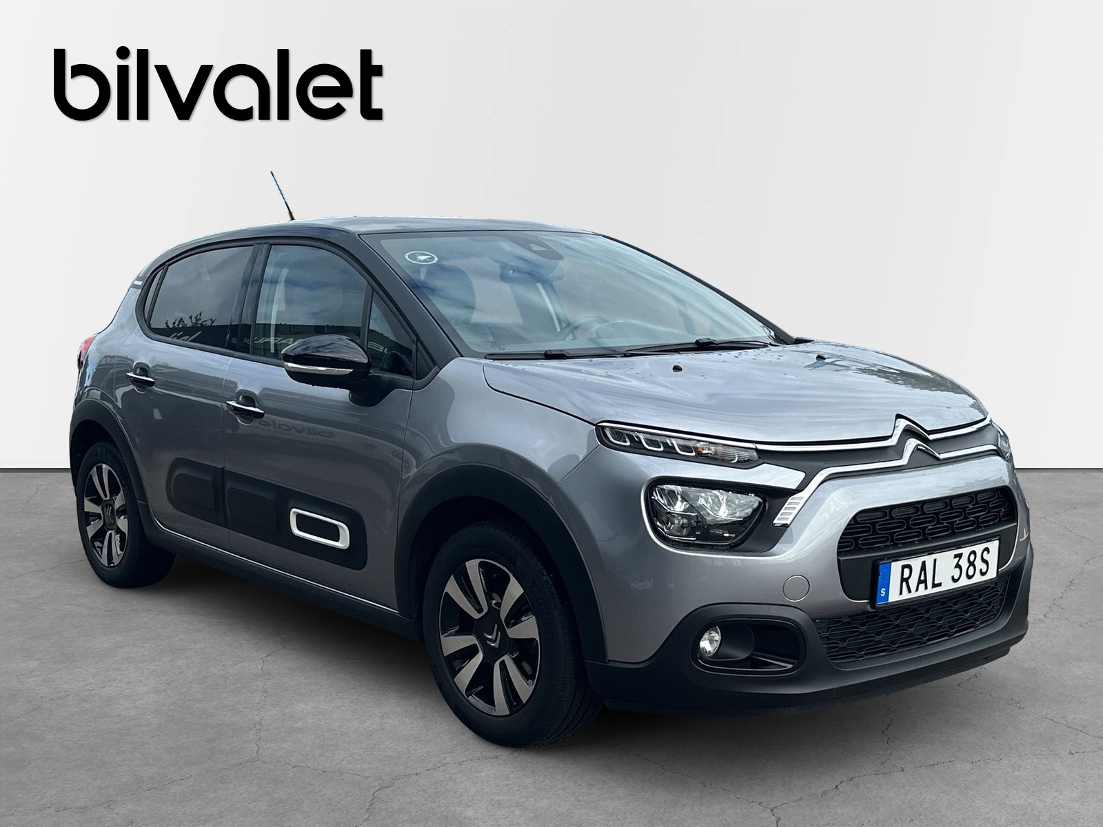 Citroen C3 SHINE 1.2 PT 83Hk Manuell 2023, photo 3/10
