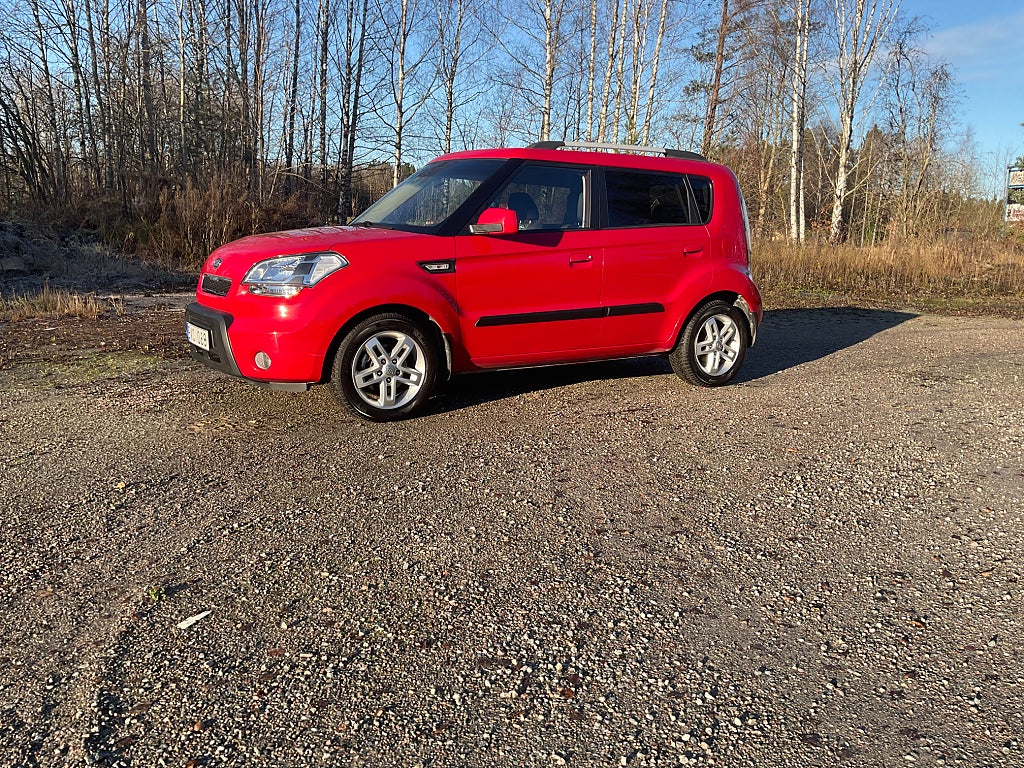 Kia Soul 1.6 CRDi  AUTOMAT. 8700 MIL