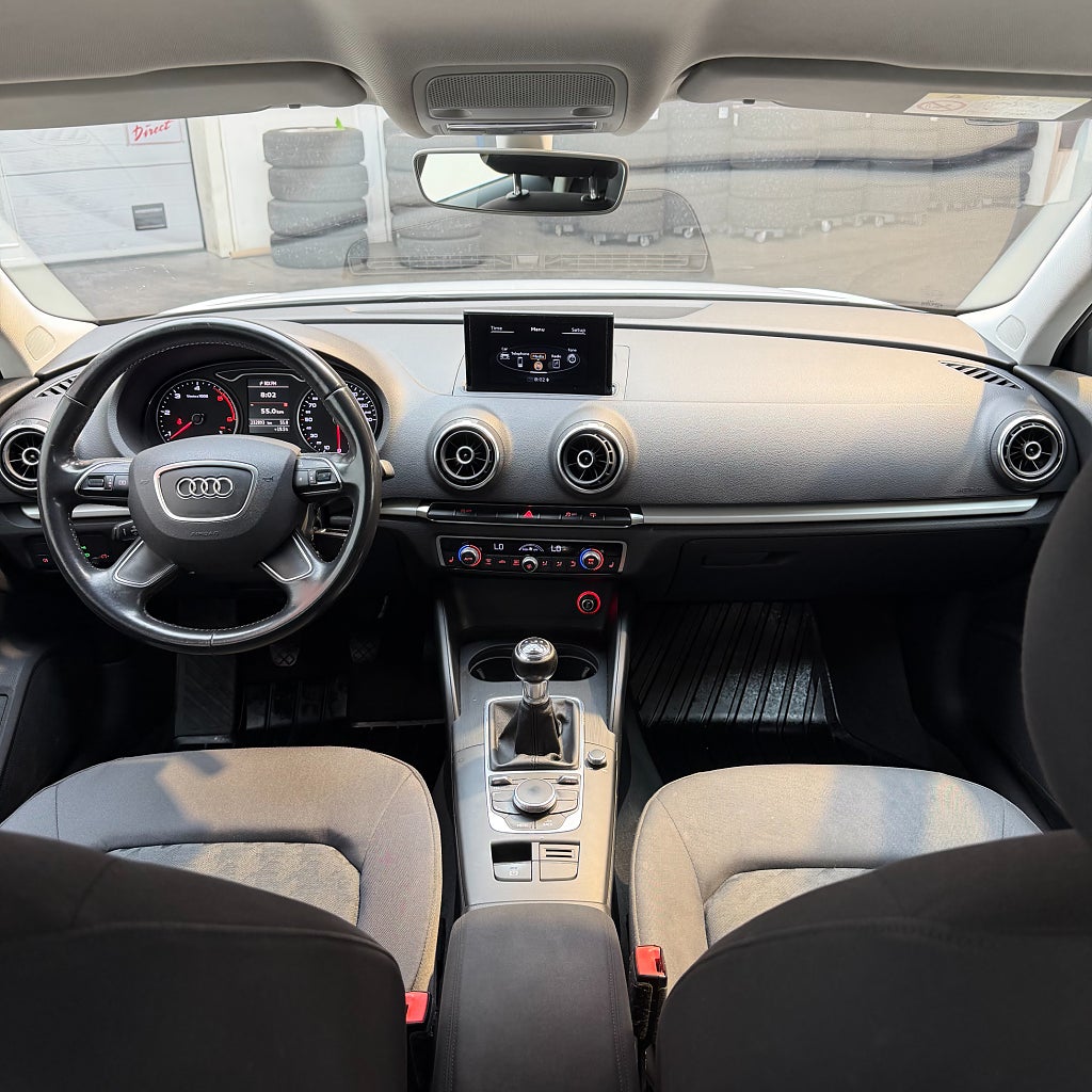Audi A3 *HÖSTREA*Sportback 1.6 TDI Attraction Bluetooth 0,36L/M