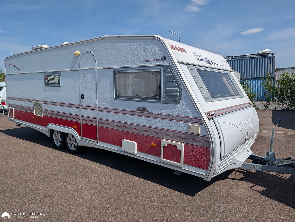 Kabe ROYAL 720 GXL KS *Rymligt kök / Skinn / Mittdinett