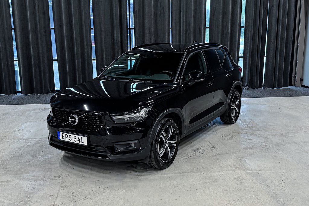 Volvo XC40 T3 R-Design|Kamera|Drag|Läder|Keyless