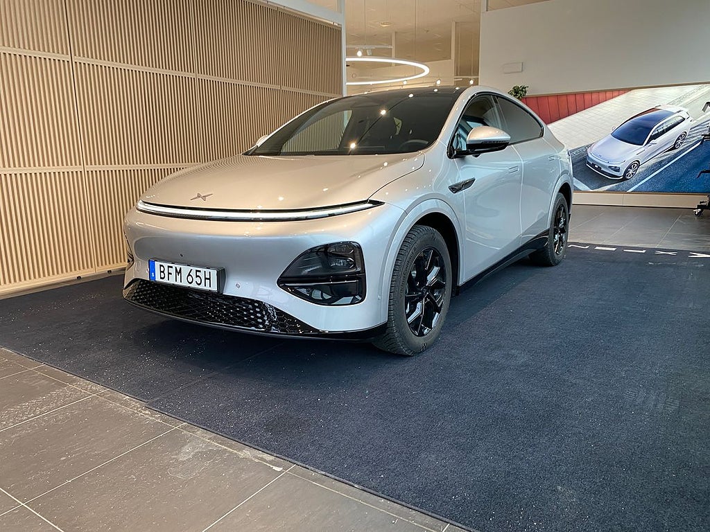 XPENG G6 Performance Demobil