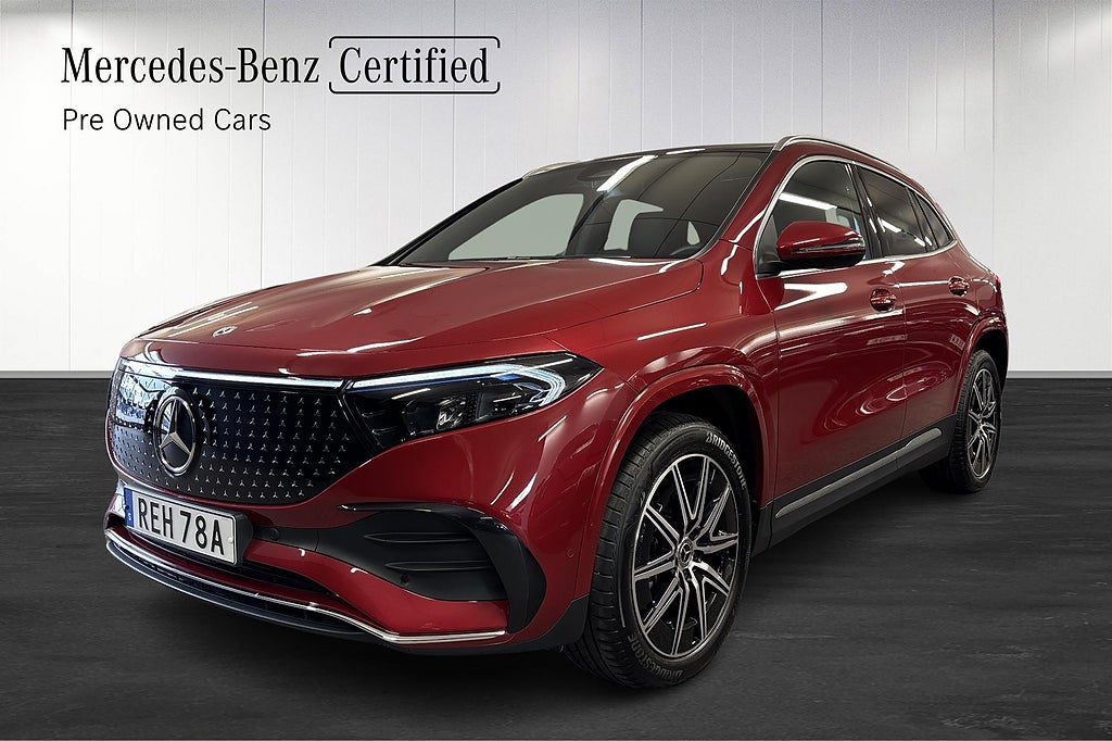 Mercedes-Benz EQA 300 4MATIC AMG DRAG PANO MOMS