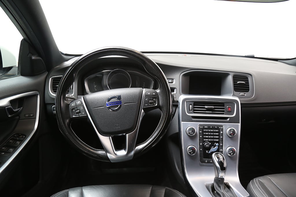 Volvo V60 D3 Business Advanced Dynamic Aut BLIS Adaptiv fart Drag