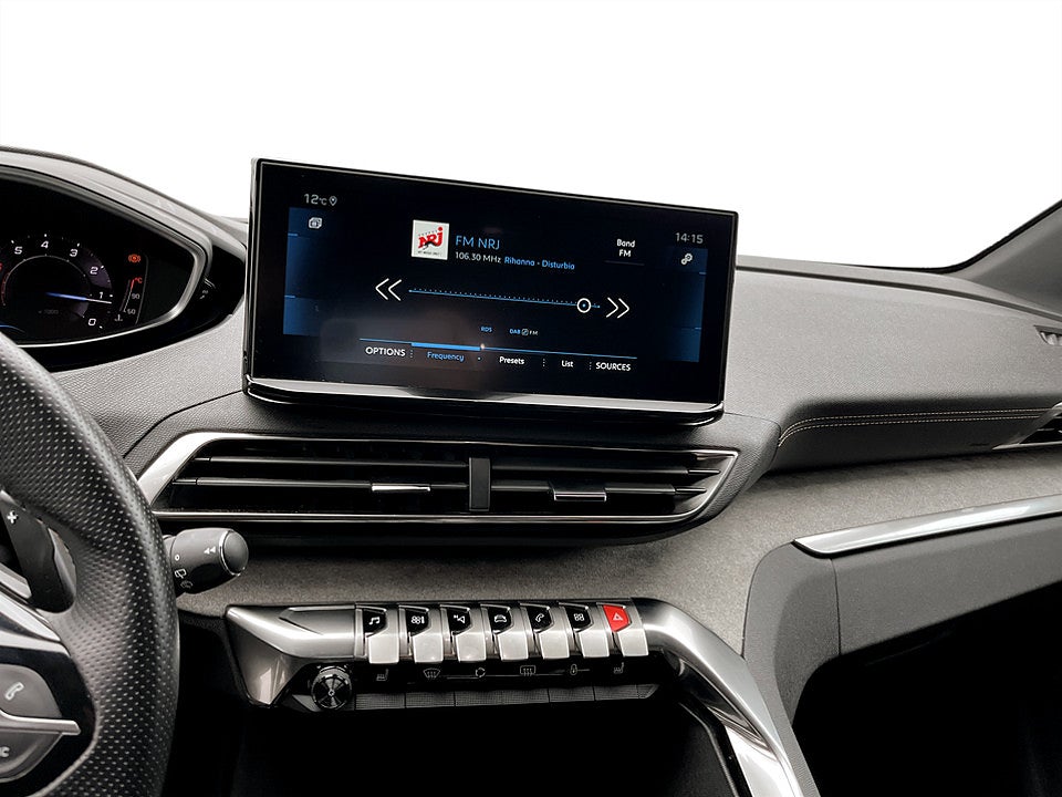 Bild på Peugeot 5008 GT 1.2 PT 130hk Aut 7-SITS B-KAMERA CARPLAY