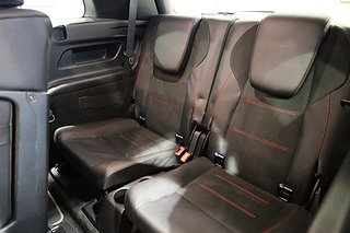 SUV Mercedes-Benz GLB 15 av 29