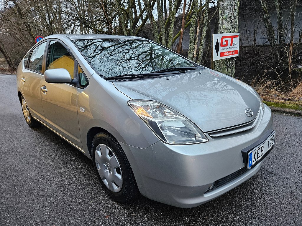 Toyota Prius 1.5 VVT-i + 3CM CVT Euro 4