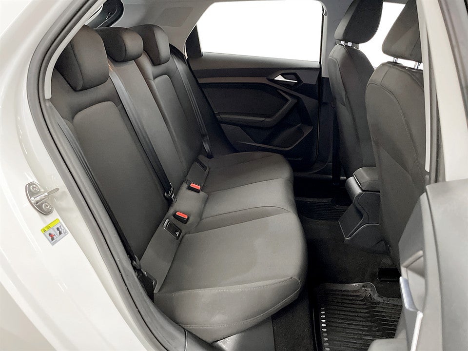 Bild på Audi A1 Sportback Proline 30 TFSI 110hk Aut CARPLAY