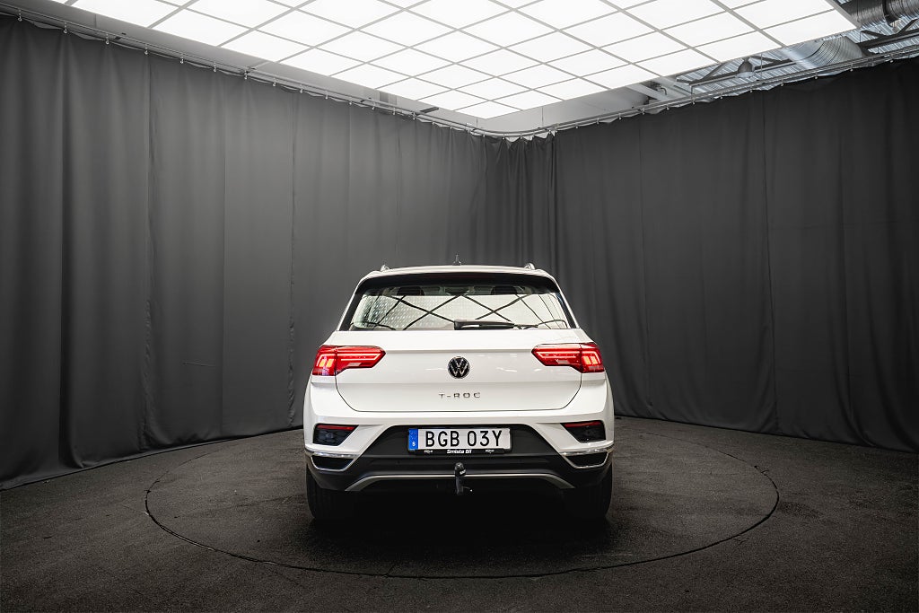 Volkswagen T-Roc 1.5 TSI DRAG KAMERA B-VÄRMARE 1-ÄGARE MOMS 150hk