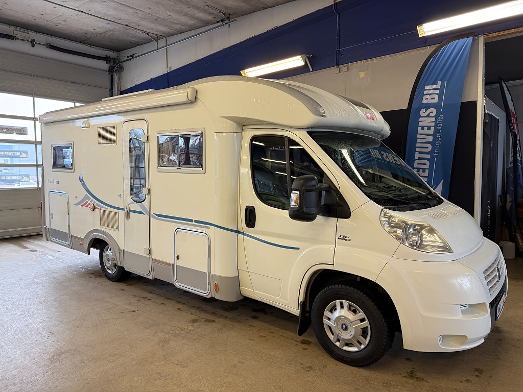 Adria Coral S 650 SP B-Kort, 6,95m, 5 bältade platser