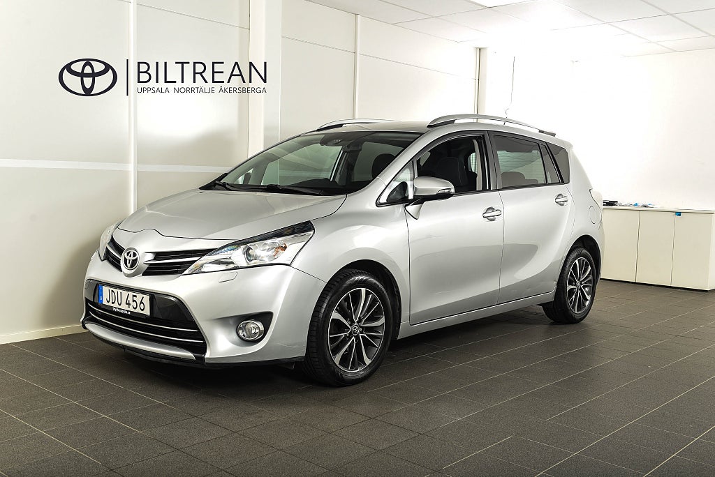 Toyota Verso 1.8 Active Plus 7-sits Navi Backkamera 1-ägare Lågmil