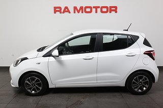 Halvkombi Hyundai i10 4 av 15