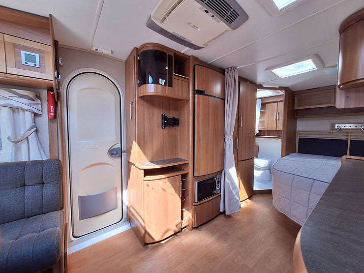 Kabe Smaragd 520 XL KS Dubbelbädd