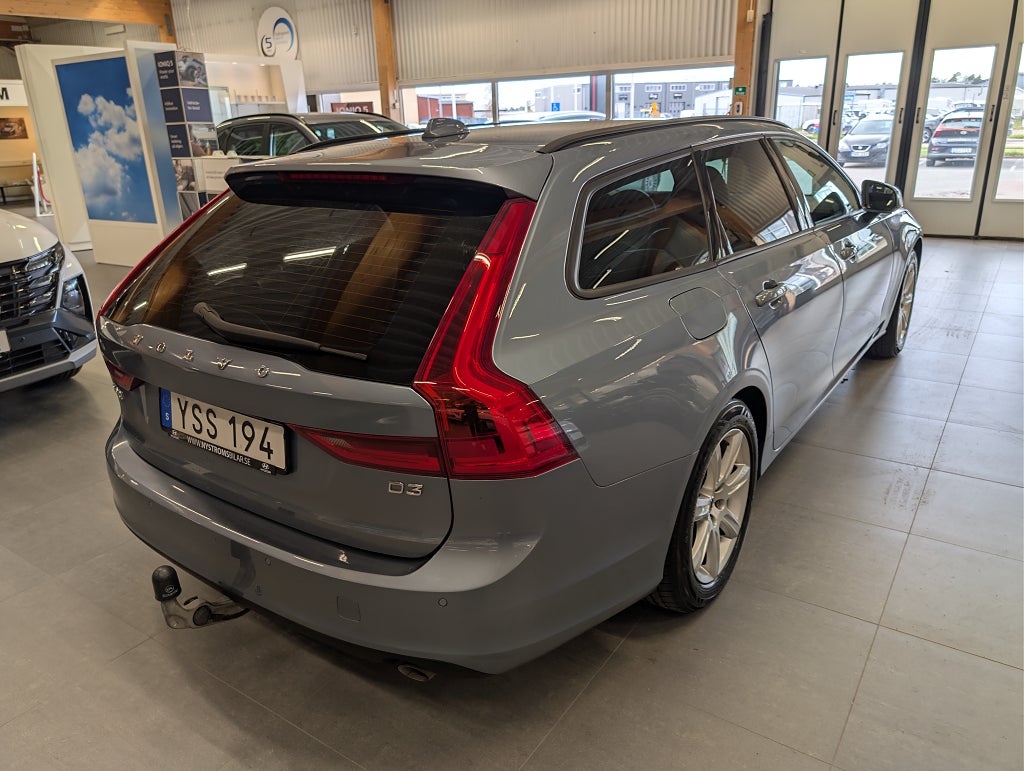 Volvo V90 D3 Business VOC/Drag/V-hjul thumbnail