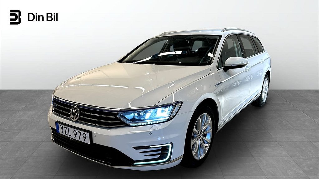 Volkswagen Passat Sportscombi GTE DSG P-värmare/Drag