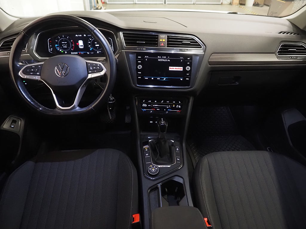 Volkswagen Tiguan Allspace TSI 190hk 4M 7-sitsIDrag|Värmare| 2023
