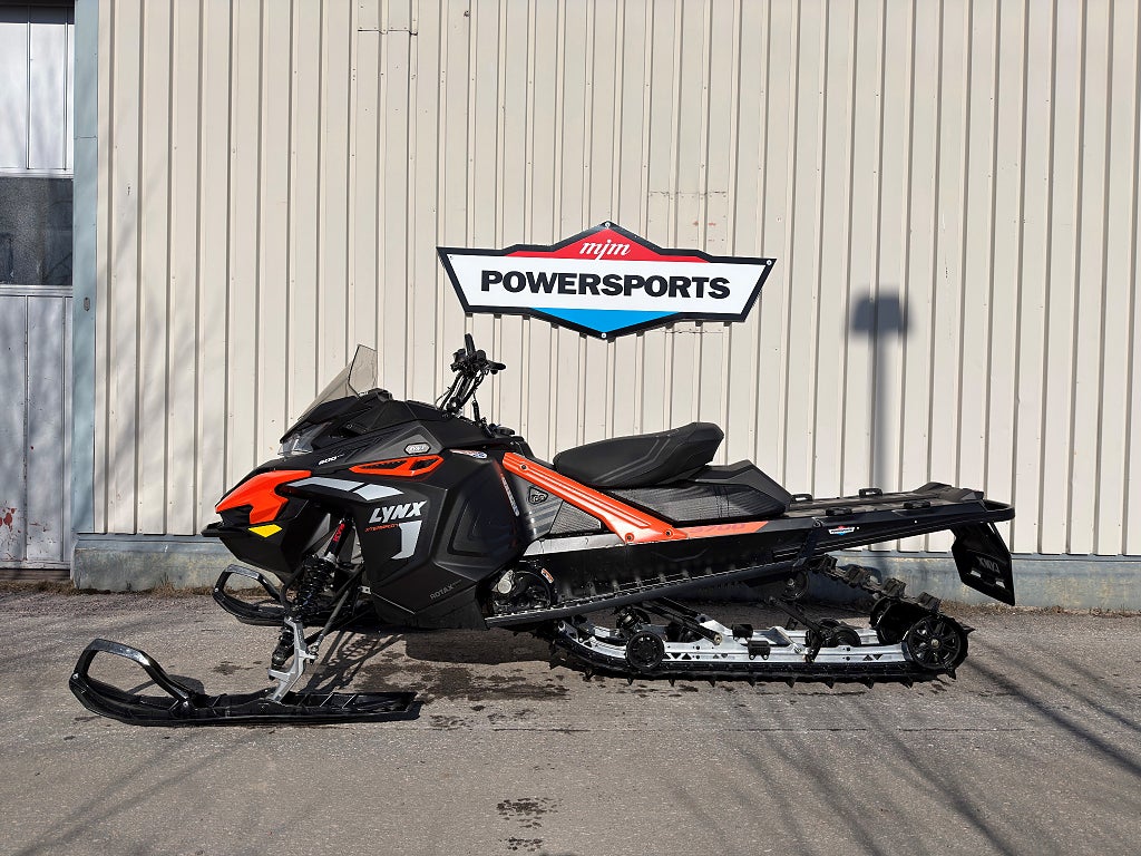 Lynx Xterrain STD 3700 600 Efi Moms! 