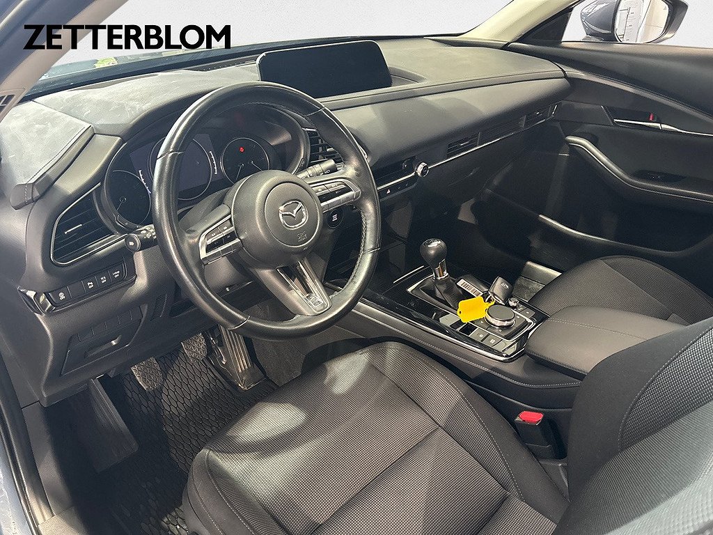 SUV Mazda CX-30 15 av 16