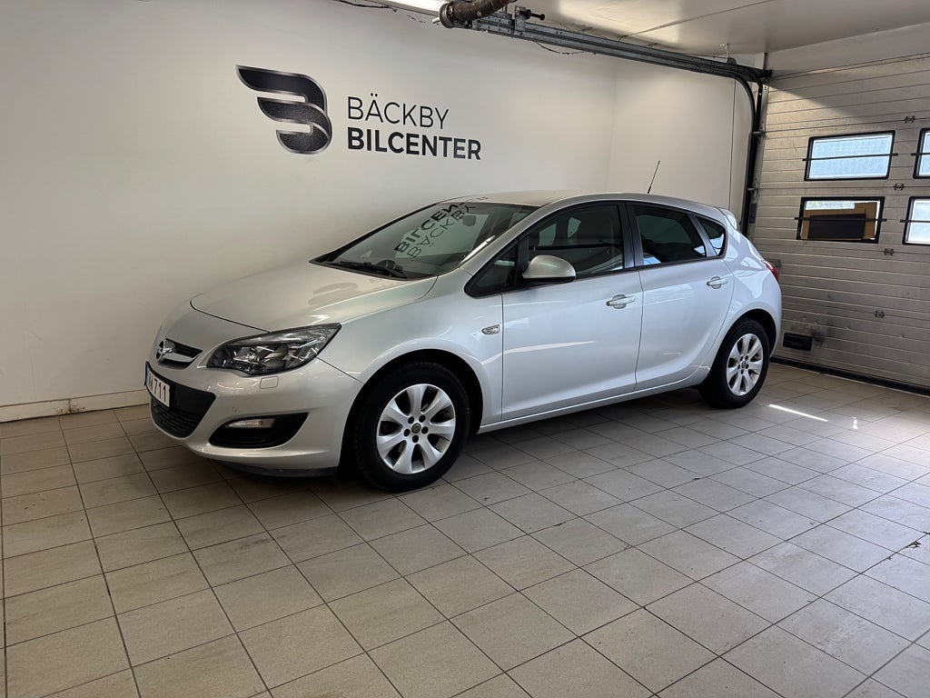 Opel Astra 1.4 Turbo Enjoy/M_Värmare/lågamil/PDC/2 brukare 