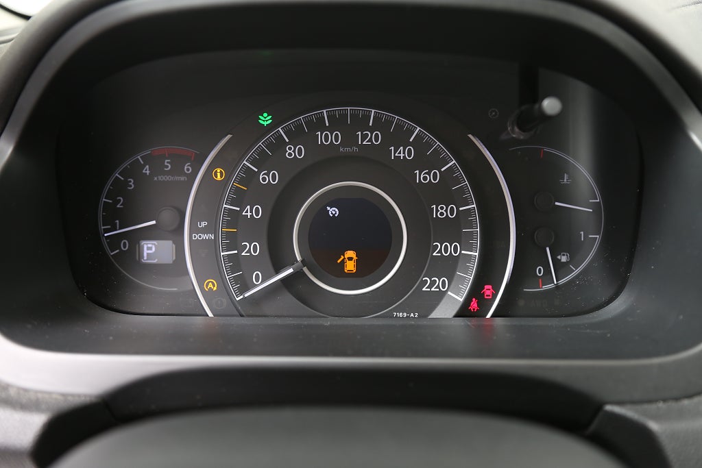 Honda CR-V 1,6 i-DTEC 160hk Executive AWD Aut Panorma Skinn Drag 2016