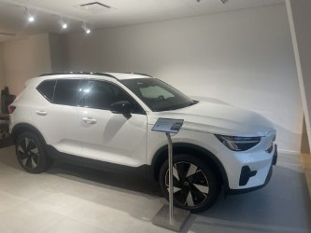 Volvo EX40 Single Motor Extended Range ExtendedRange Plus SE