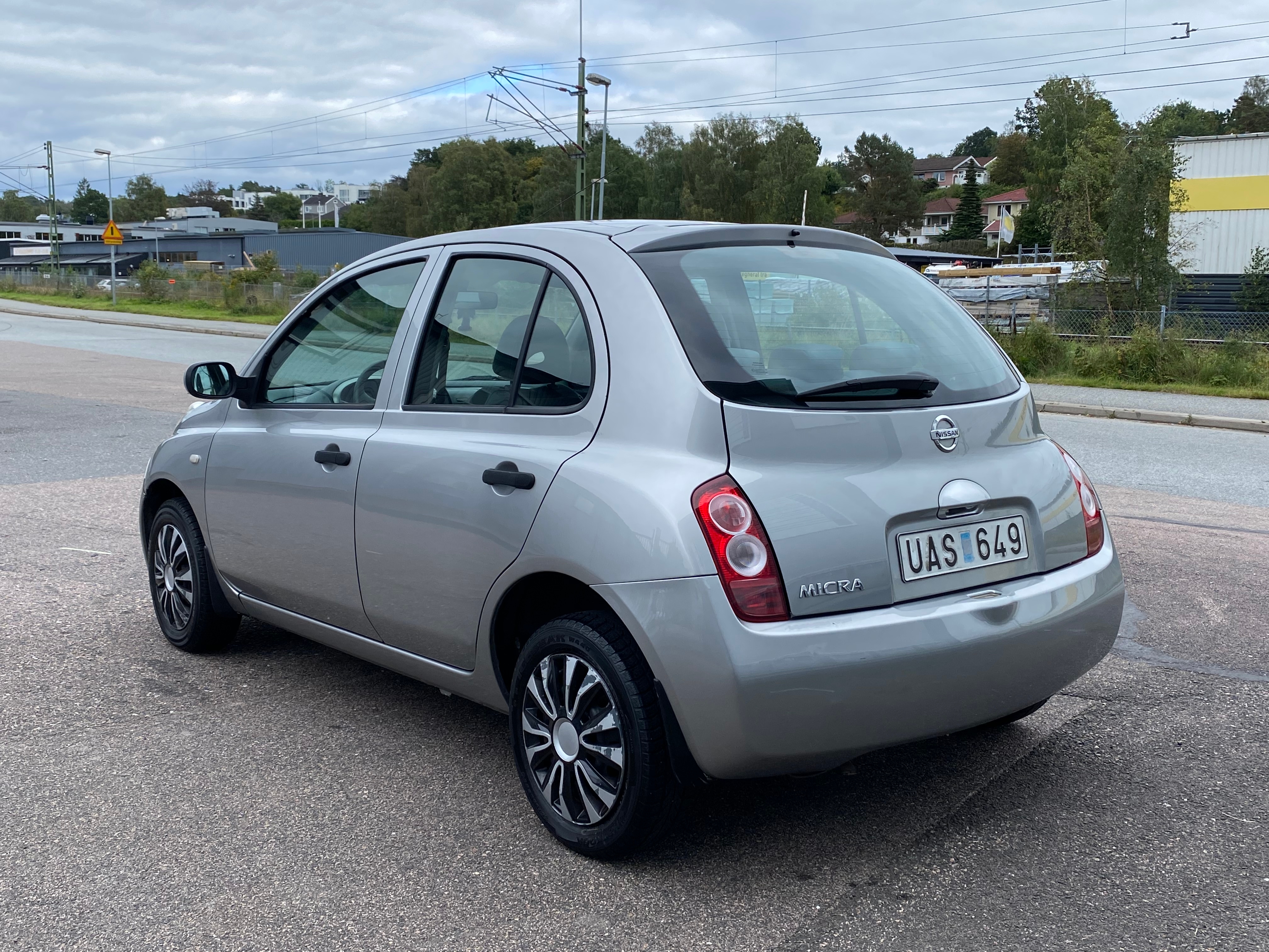 Nissan Micra 5-dörrar 1.2 65hk 2003, kuva 3/39