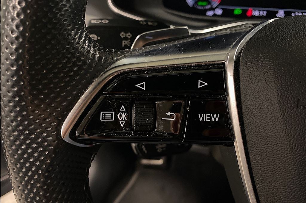 Audi A6 AVANT 55 TFSI E, Drag, S-line, B/O 3D, Matrix , 360 Kamera