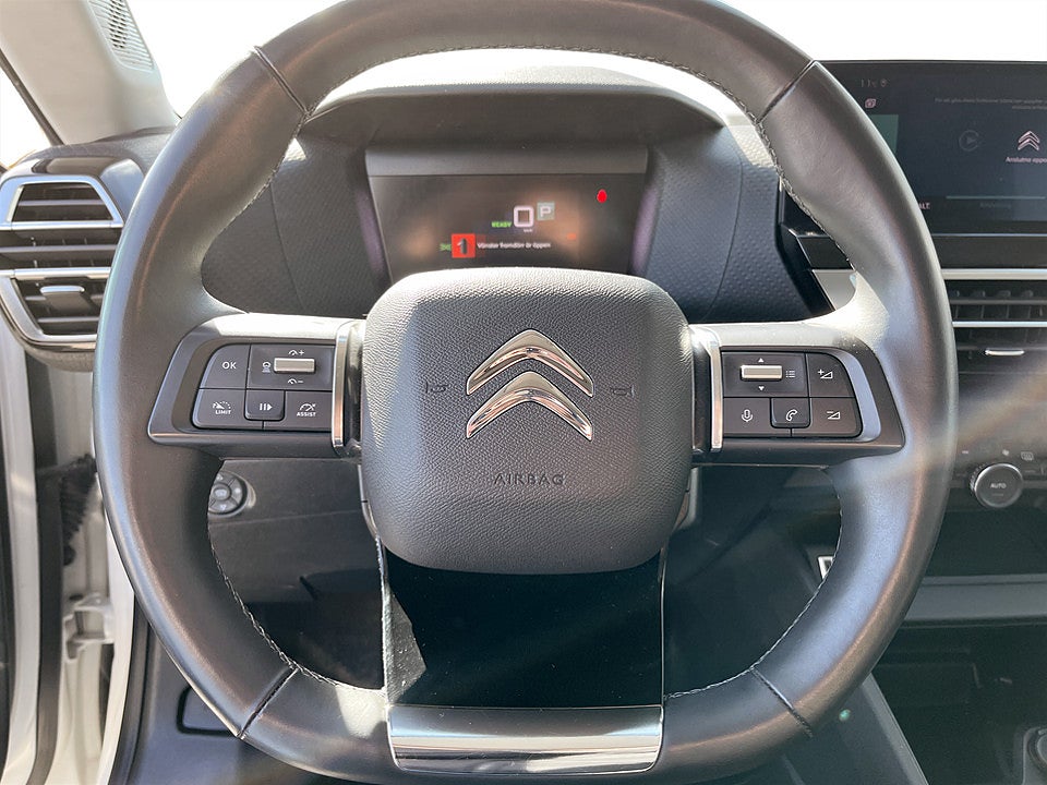 Bild på Citroën e-C4 Shine 50kWh 136hk Aut B-KAMERA CARPLAY