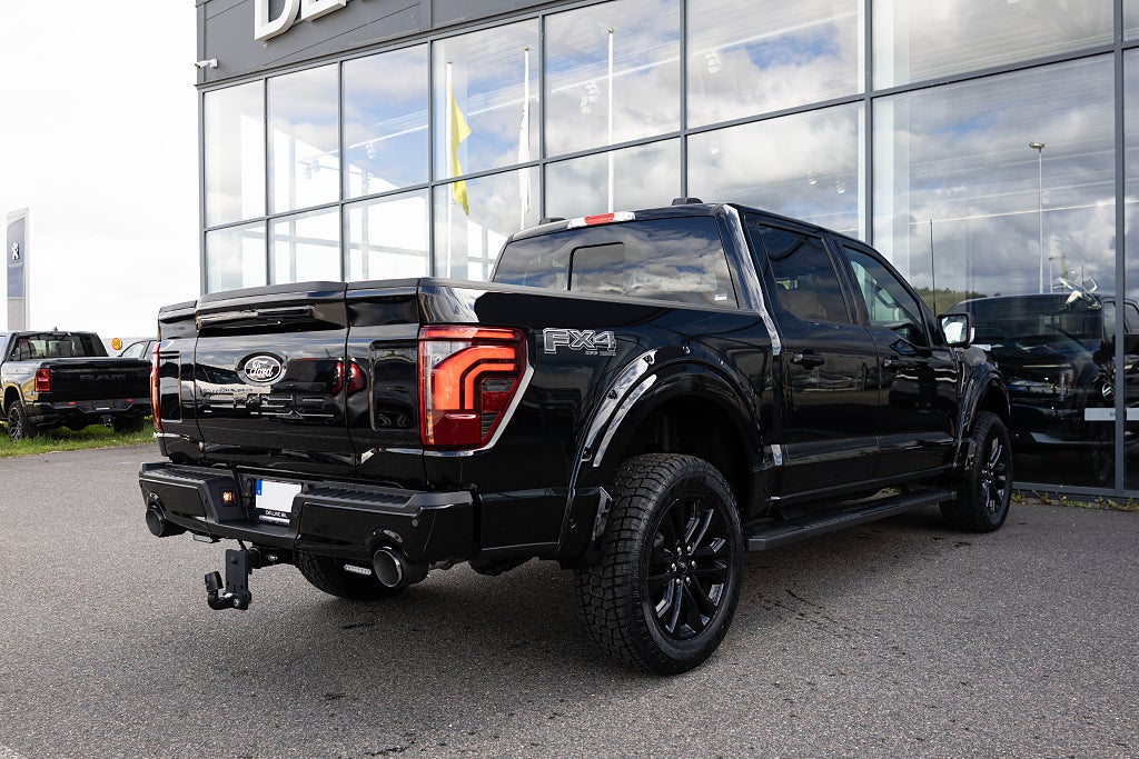 Ford F-150 SuperCrew 5.0 V8 Lariat Black Edition