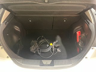 Halvkombi Nissan Leaf 23 av 23
