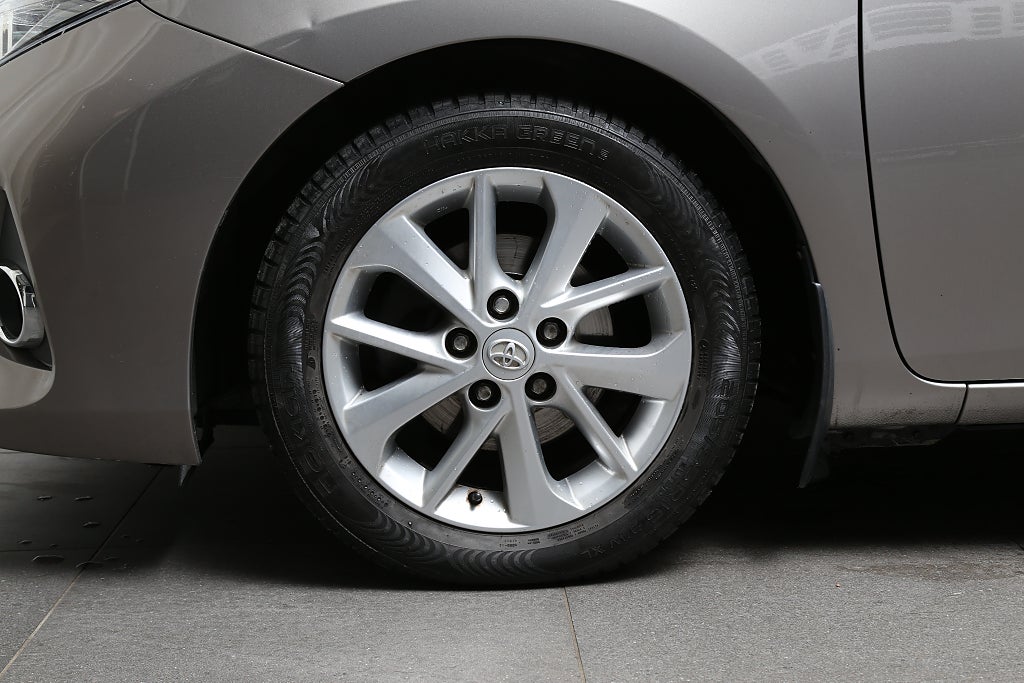 Toyota Auris 1,6 132hk Active Touring Sports Motorvärmare