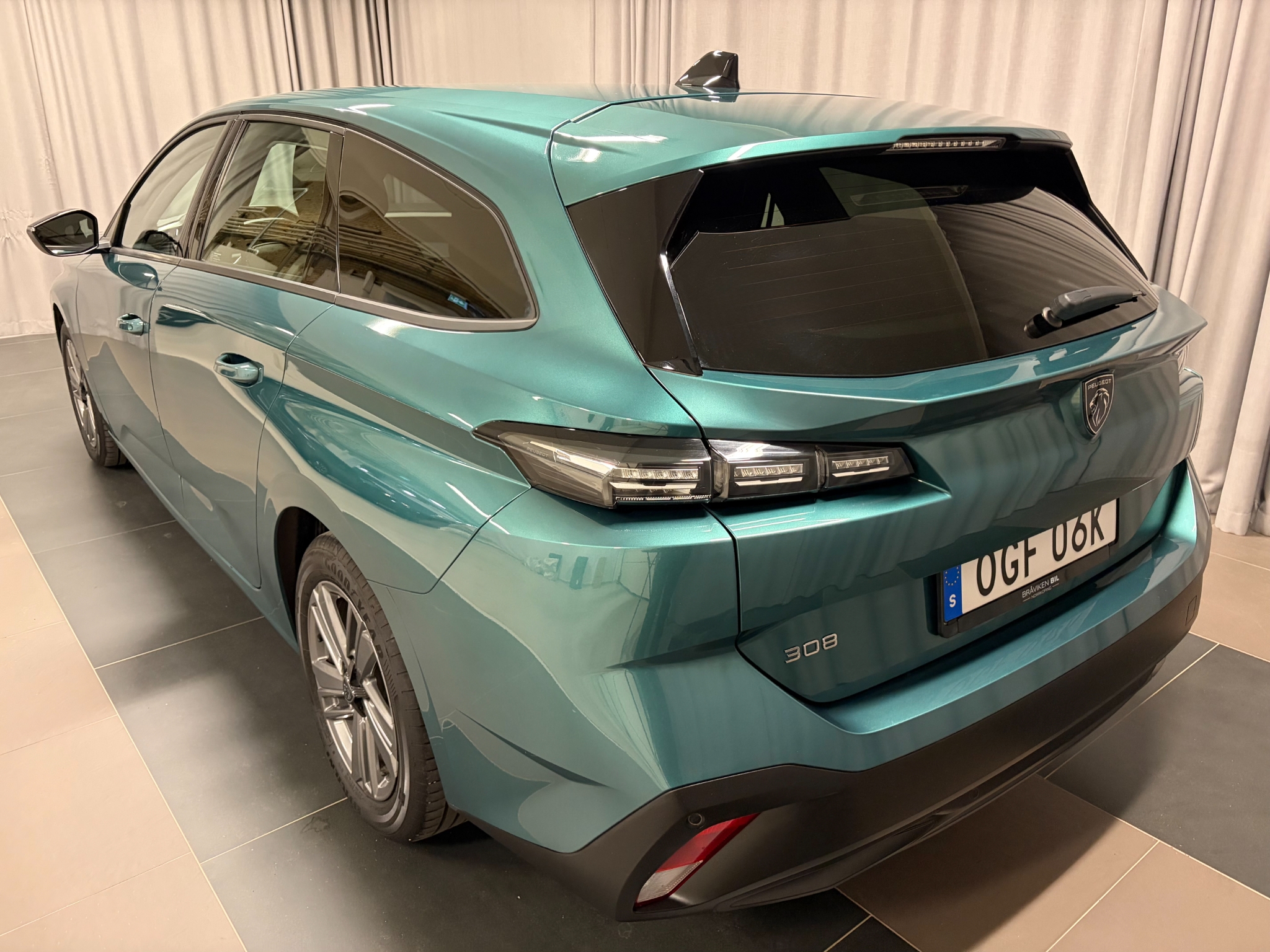 Peugeot 308 2022, photo 3/44