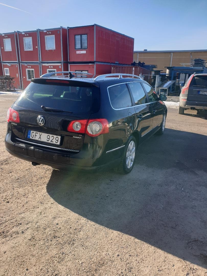 Volkswagen Passat 2010, bild 3/32