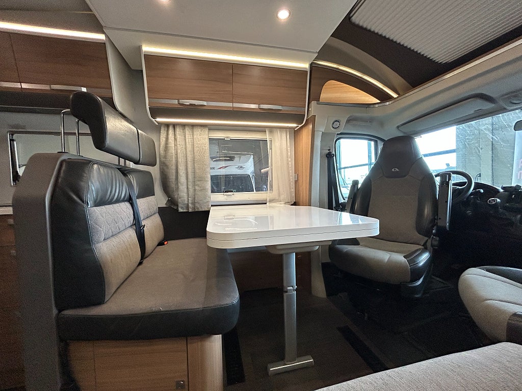 Adria Matrix Nordkapp 670 SL / Alde / Taksäng / Litium / B-kort / Solc - Adria