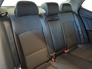 Sedan Kia Optima 10 av 21