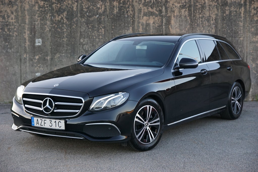 Mercedes-Benz E 220 T d 4MATIC 9G-Tronic|WideScreen|D-Värmare|B-Kamera|