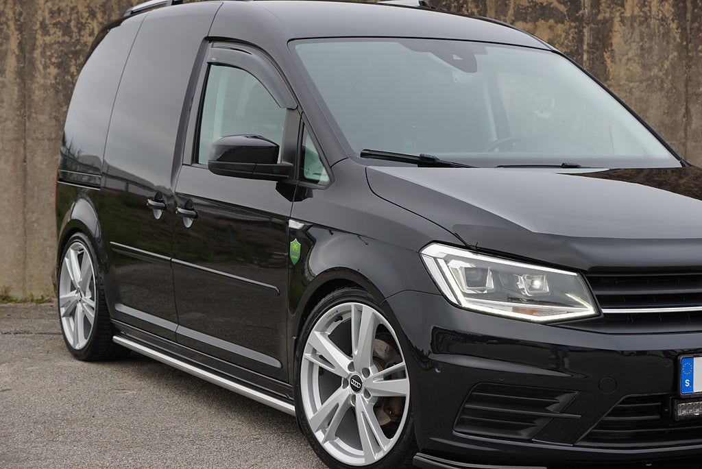 Volkswagen Caddy 2.0 TDI 150hk DSG Venom Edition Coils 19” RS UNIK