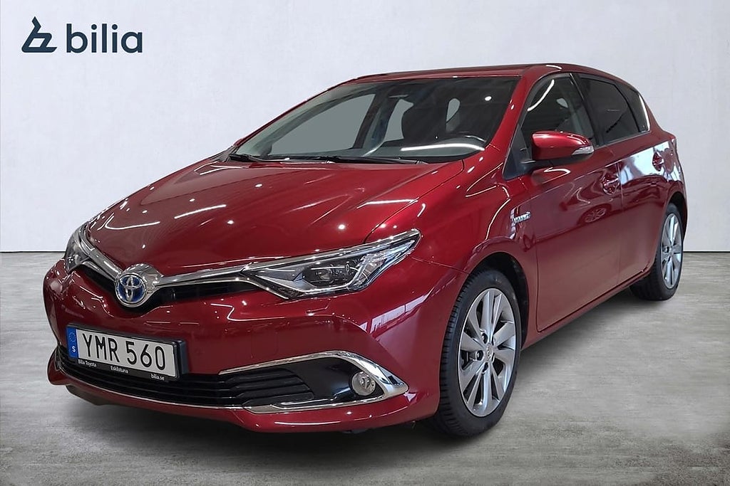 Toyota Auris 1,8 EXECUTIVE