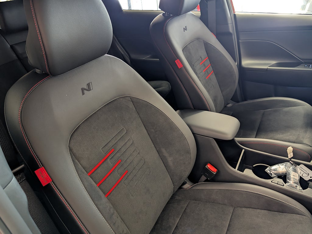 Hyundai Kona Hybrid thumbnail